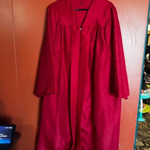 Vibrant Red Graduation Robe - Picture 1 of 5